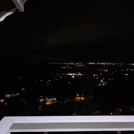 Chale Condominio Linda Vista 佩尼多 外观 照片