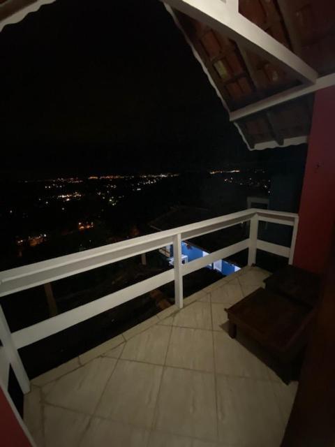 Chale Condominio Linda Vista 佩尼多 外观 照片